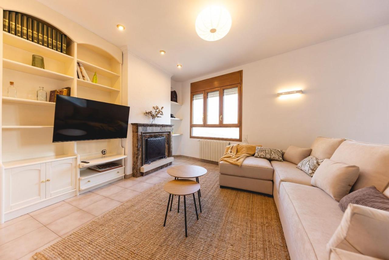 Bravissimo El Lleo, Bright 4-Bedroom Apartment Girona Exterior photo