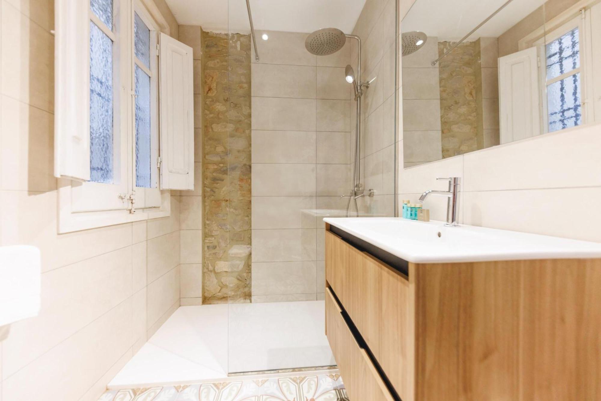 Bravissimo El Lleo, Bright 4-Bedroom Apartment Girona Exterior photo