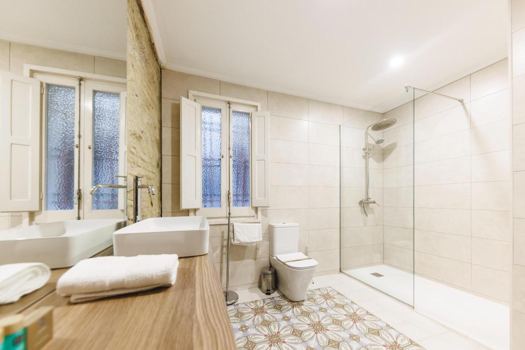 Bravissimo El Lleo, Bright 4-Bedroom Apartment Girona Exterior photo