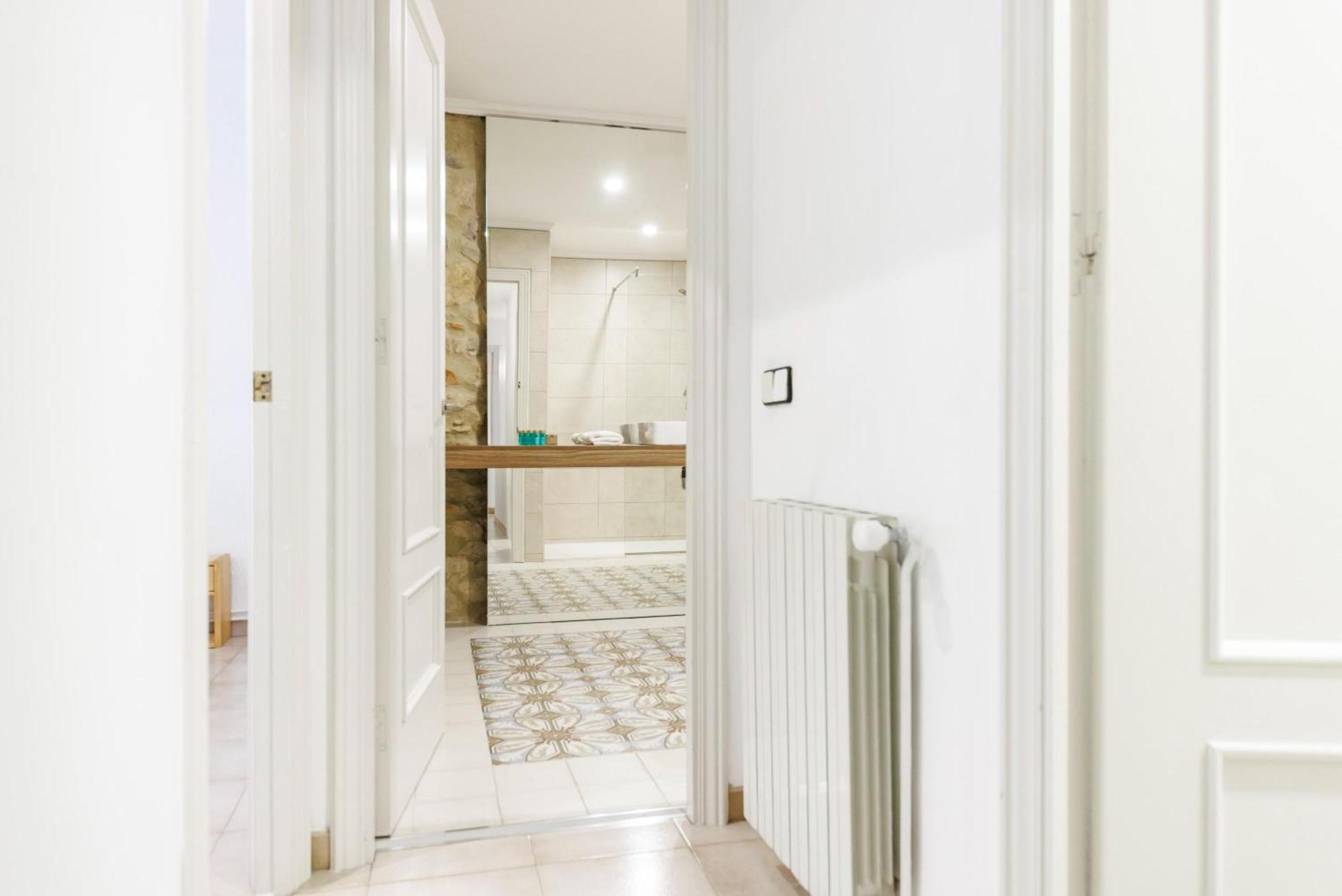 Bravissimo El Lleo, Bright 4-Bedroom Apartment Girona Exterior photo
